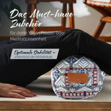 #DoYourYoga Yoga-Bolster Tarik, gefüllt mit Bio-Dinkelspelz, 68 x 22 x 22 cm, mit indischem Design für Yoga und Meditation.