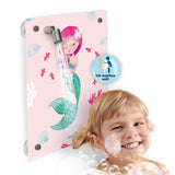 fredis Kinderdusche Meerjungfrau mit verstellbarer Höhe und buntem Motiv für selbstständiges Duschen ohne Bohren bei Kindern.