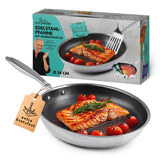 Rachs KOCHWERK Edelstahlpfanne mit Wabenstruktur Ø24cm, antihaft, kratzfest, für alle Herdarten, mit Lachs und Tomaten.