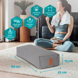 #DoYourYoga Yoga-Bolster Paravati mit waschbarem Bezug, gefüllt mit Bio-Buchweizenschalen, 67 x 22 x 13 cm, Zementgrau, atmungsaktiv und anpassbar.