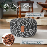 #DoYourYoga Yoga-Kissen Vishnu, rund 30x30x15 cm, weiß-schwarz, gefüllt mit Bio-Buchweizenschalen, 100% Baumwolle, waschbar.