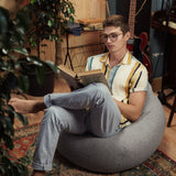 LUMALAND Comfort Line XL Sitzsack 90x110x50 cm in Dunkelblau, Bodenkissen mit EPS Perlen Füllung, ideal zum Lesen und Entspannen.