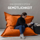 LUMALAND XXL Microvelours Sitzsack 380L in Orange, 140x180 cm, wasserfest, bequeme Alternative für Wohnzimmer und Kinderzimmer.